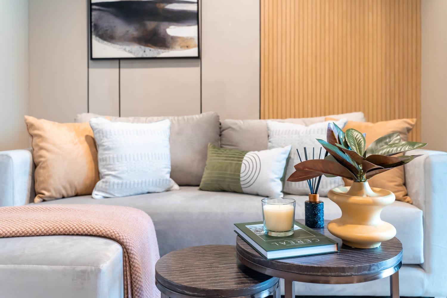 Life Sathorn Sierra - 2BR
