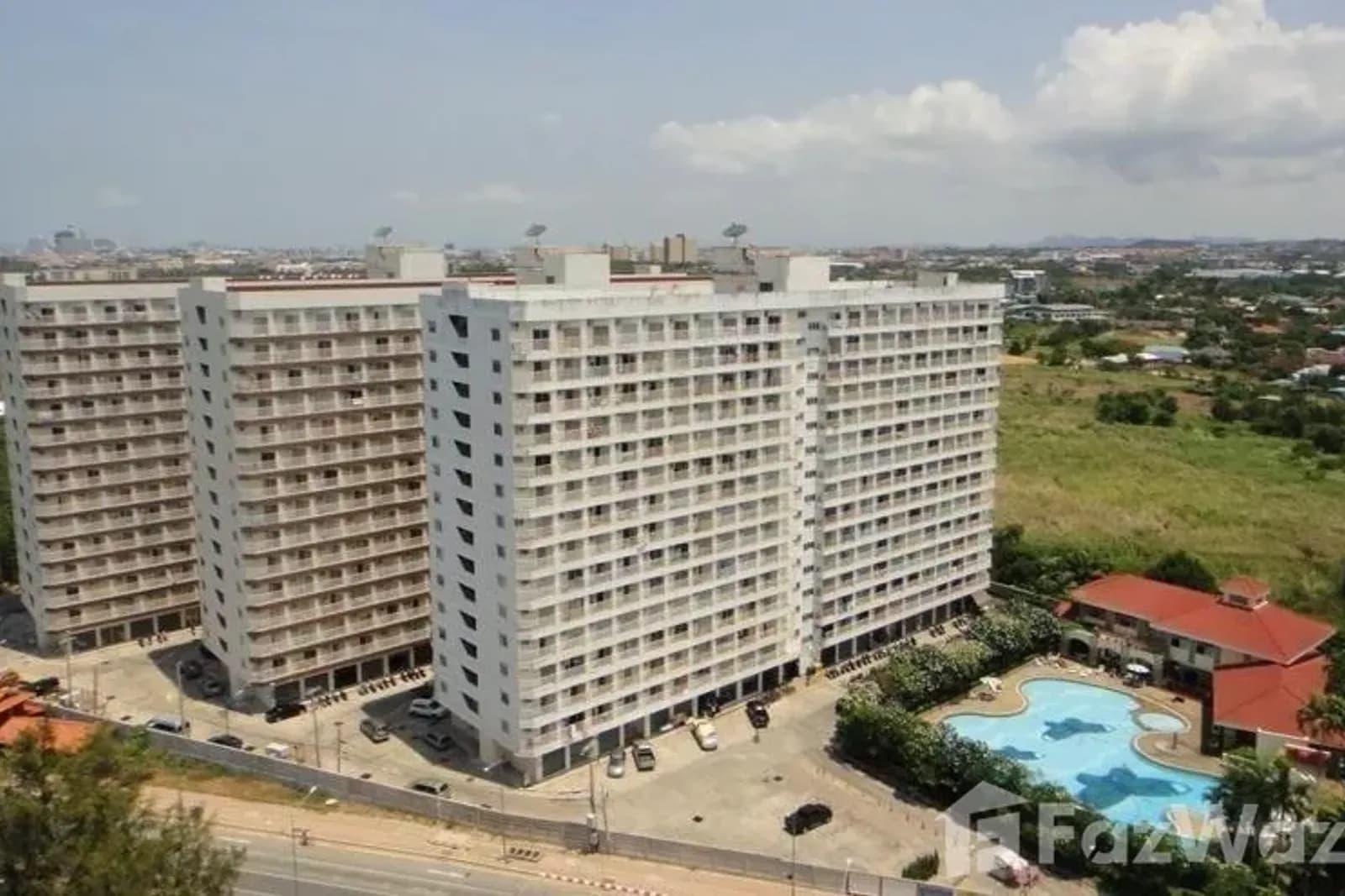 Studio Condo for Sale in Jomtien Beach Condominium, Pattaya, Thailand 2