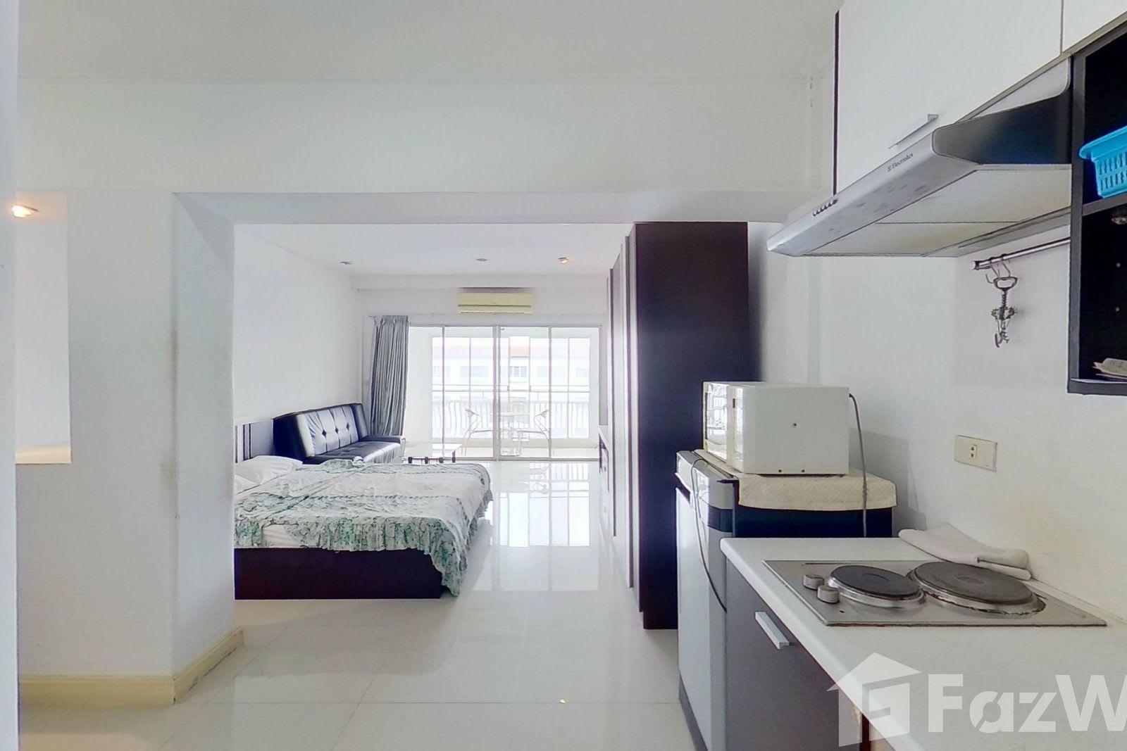 Studio Condo for Sale in Baan Suan Lalana, Pattaya, Thailand 4