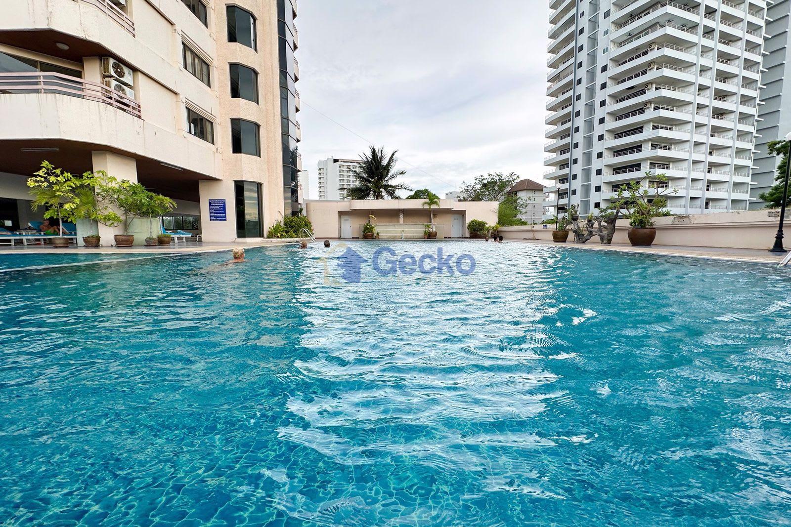 Studio Condo for Sale in Kieng Talay Condo, Pattaya, Thailand