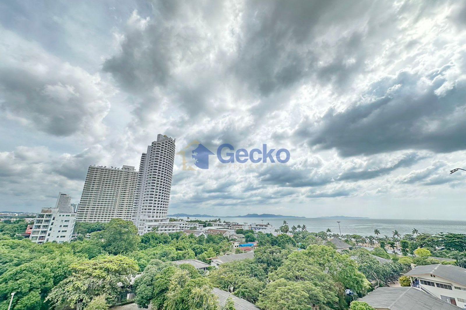 1-Bedroom Condo for Sale in Beach 7 Condominium, Pattaya, Thailand 2