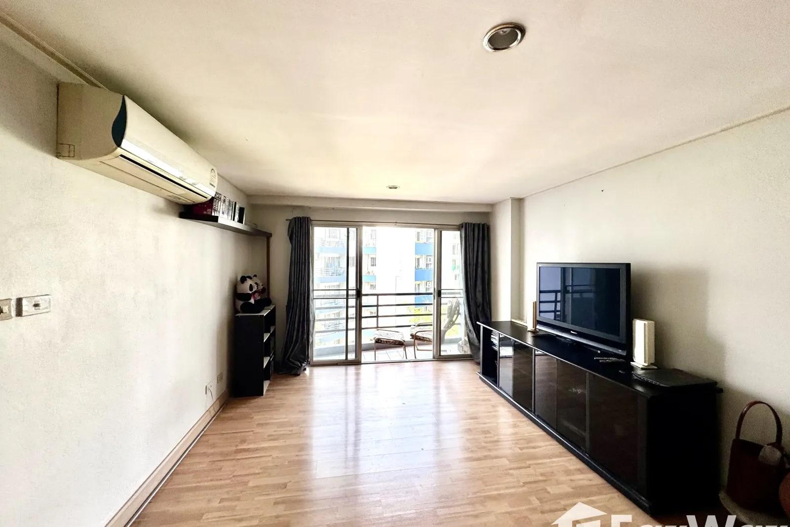 Studio Condo for Sale in The Waterford Rama 4, Bangkok, Thailand