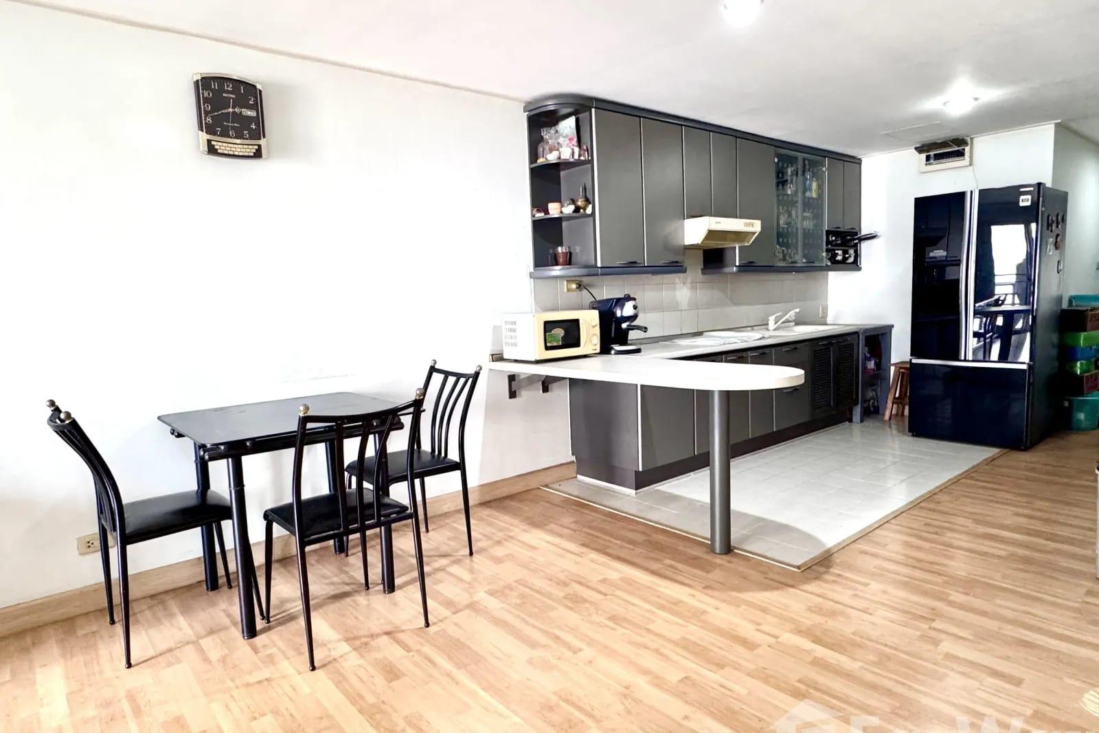 Studio Condo for Sale in The Waterford Rama 4, Bangkok, Thailand 2