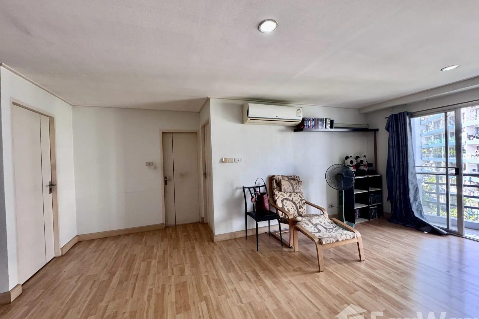 Studio Condo for Sale in The Waterford Rama 4, Bangkok, Thailand 3