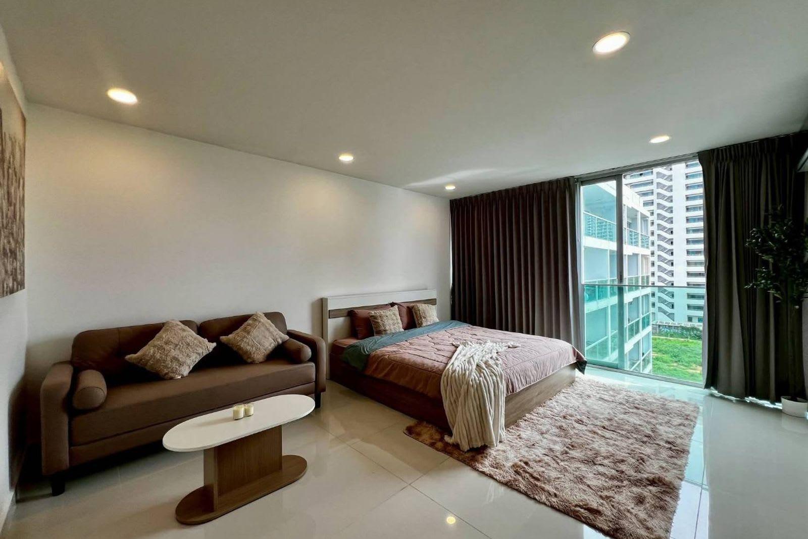 1-Bedroom Condo for Sale in Pattaya Condo, Pattaya, Thailand 3