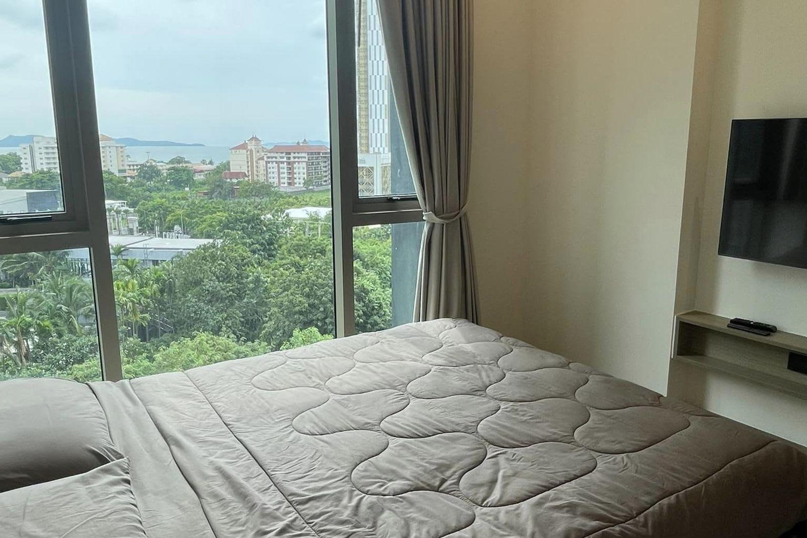1-Bedroom Condo for Sale in The Riviera Ocean Drive, Pattaya, Thailand 5