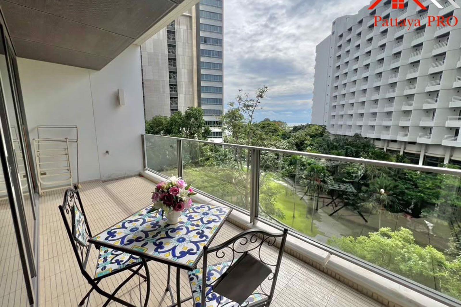 1-Bedroom Condo for Sale in Northpoint, Pattaya, Thailand