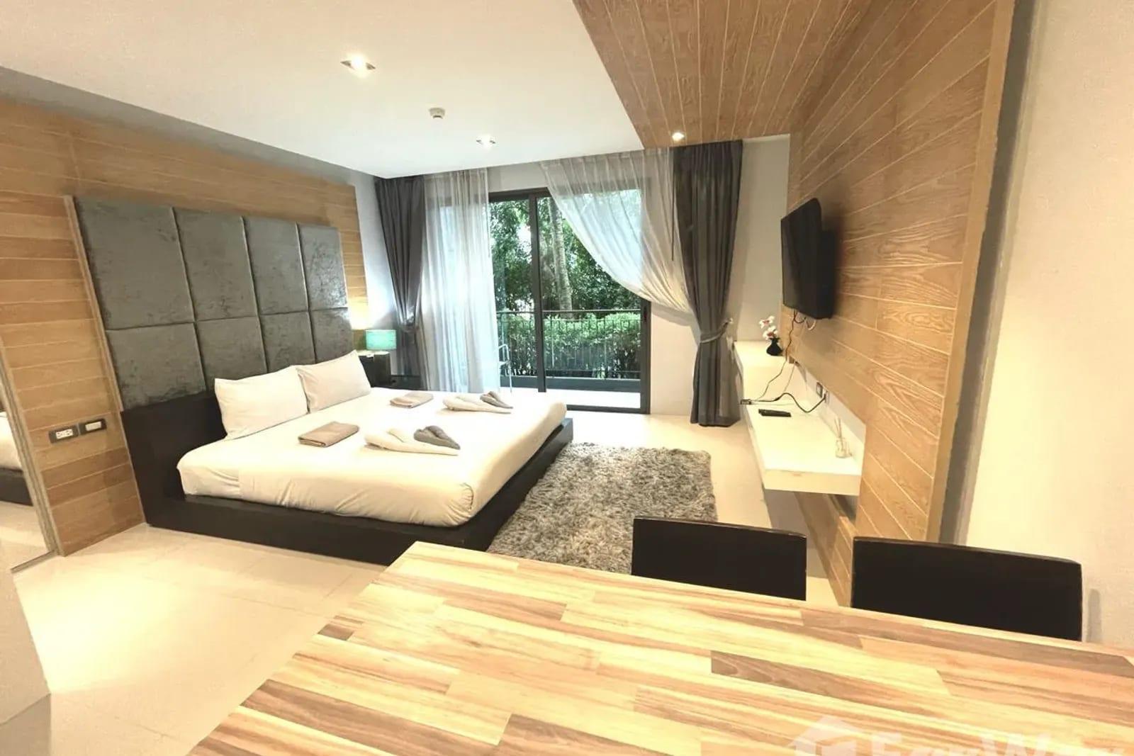 Studio Condo for Sale in Emerald Terrace, Phuket, Thailand 4