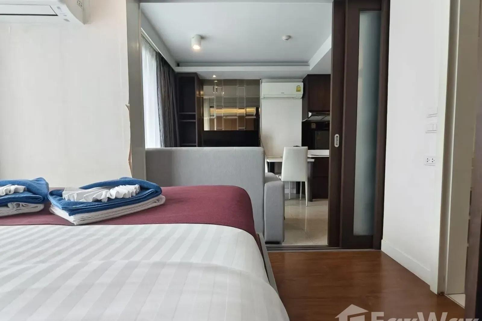 1-Bedroom Condo for Sale in The Aristo Condo 1, Phuket, Thailand 2