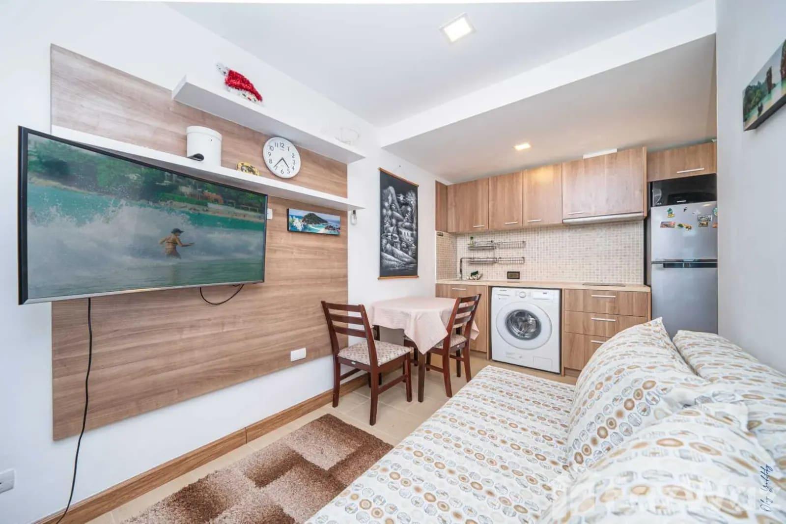 1-Bedroom Condo for Sale in Calypso Condominium, Phuket, Thailand 2