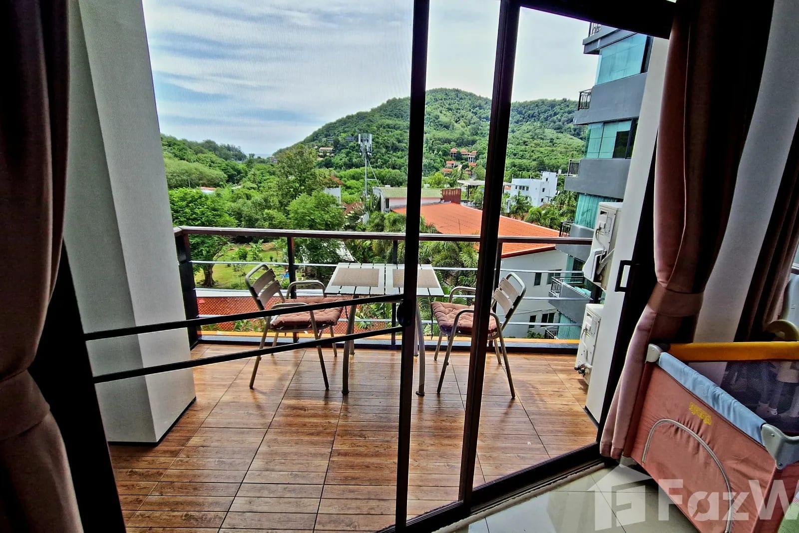 Studio Condo for Sale in Nai Harn Beach Condominium, Phuket, Thailand 5