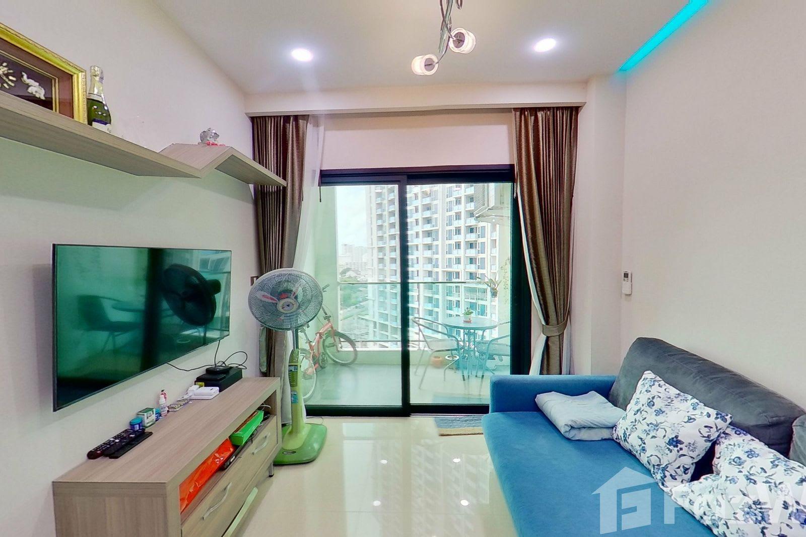 1-Bedroom Condo for Rent in Dusit Grand Condo View, Pattaya, Thailand 5