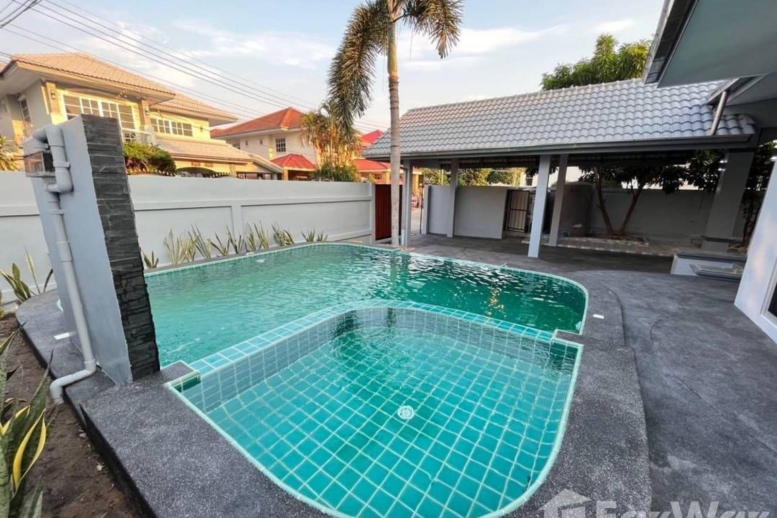 Studio Villa for Rent in Pattaya Villa, Pattaya, Thailand 5