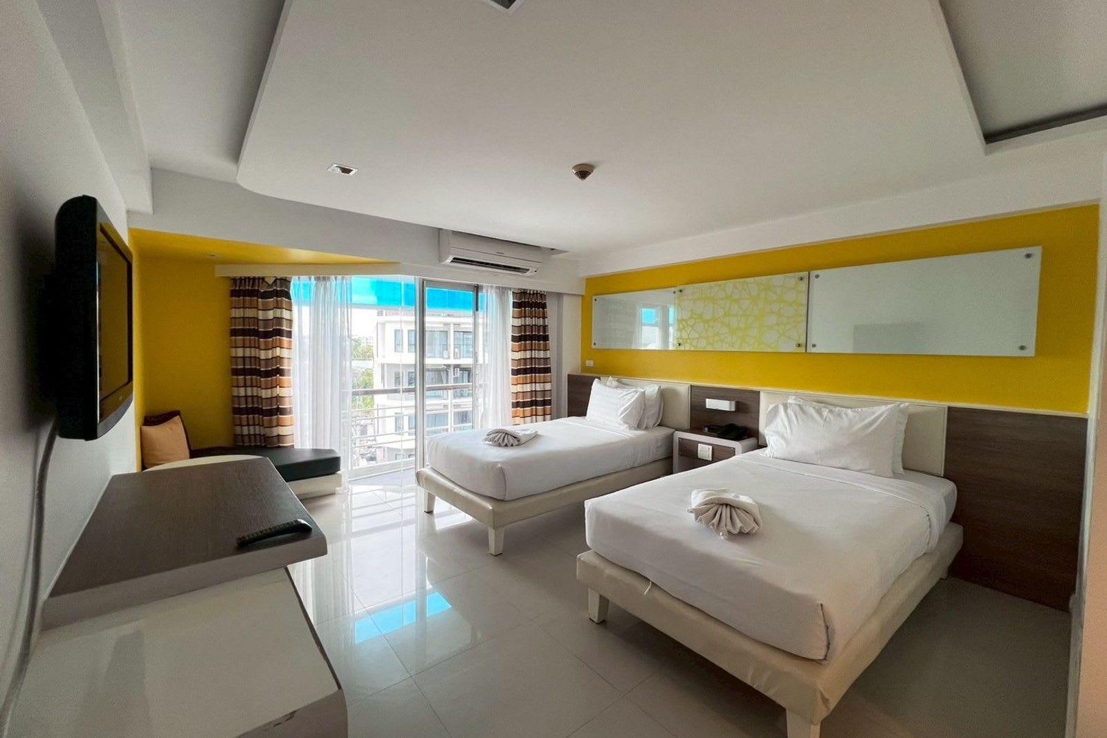 Condo for Sale in Hin Nam Sai Suay, Hua Hin, Thailand 4