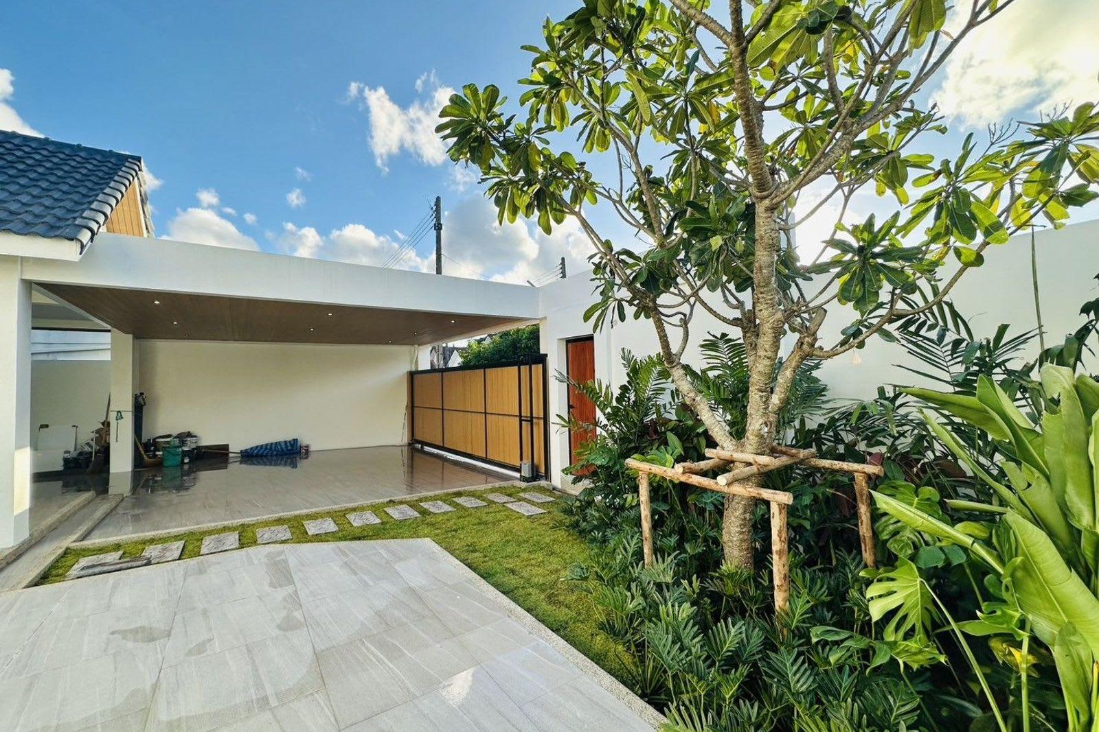 Villa for Sale in Phuket Villa, Phuket, Thailand 2