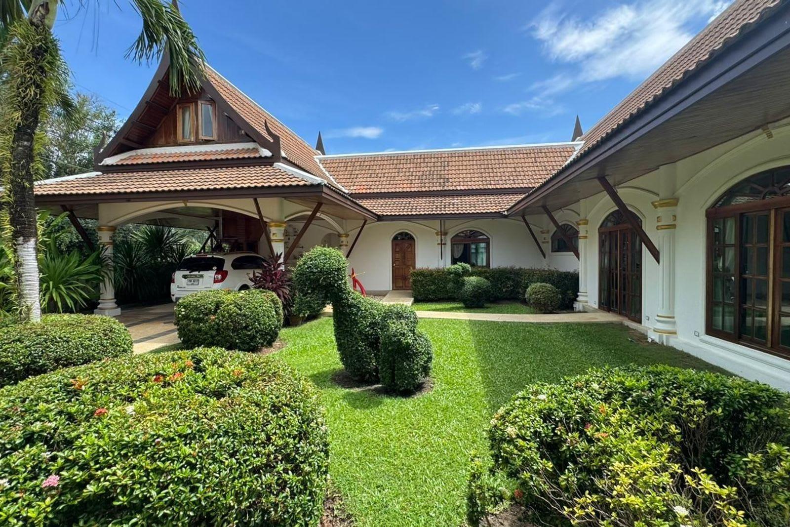 4-Bedroom Villa for Sale in Phuket Villa, Phuket, Thailand 4