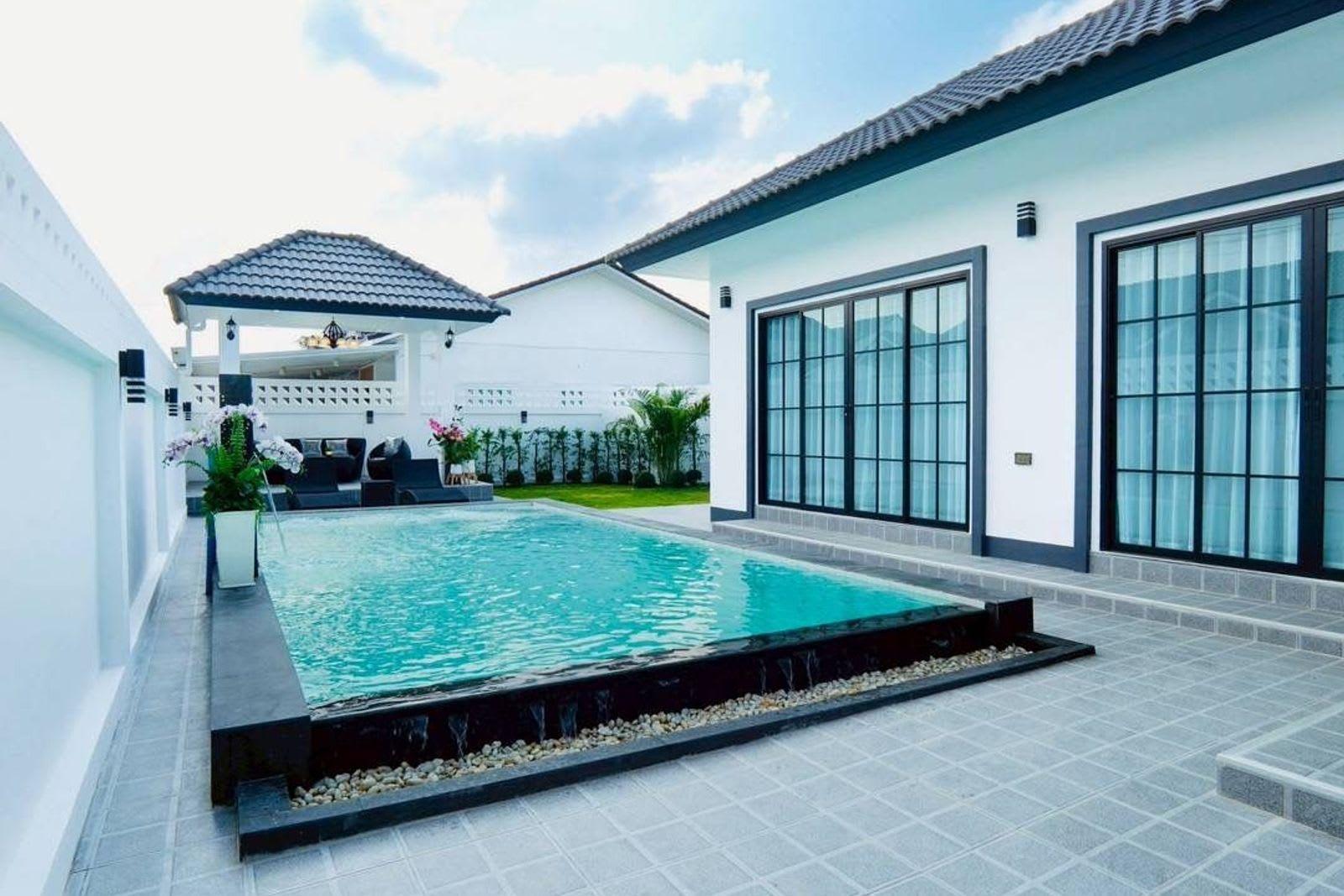 Villa for Sale in Pattaya Villa, Pattaya, Thailand 4