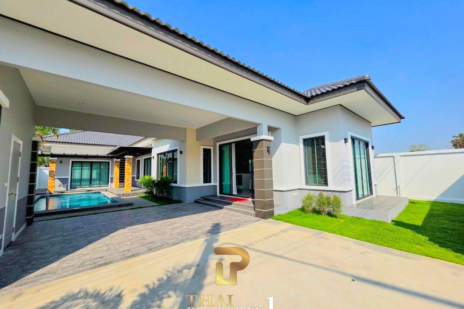 Villa for Sale in Pattaya Villa, Pattaya, Thailand 2