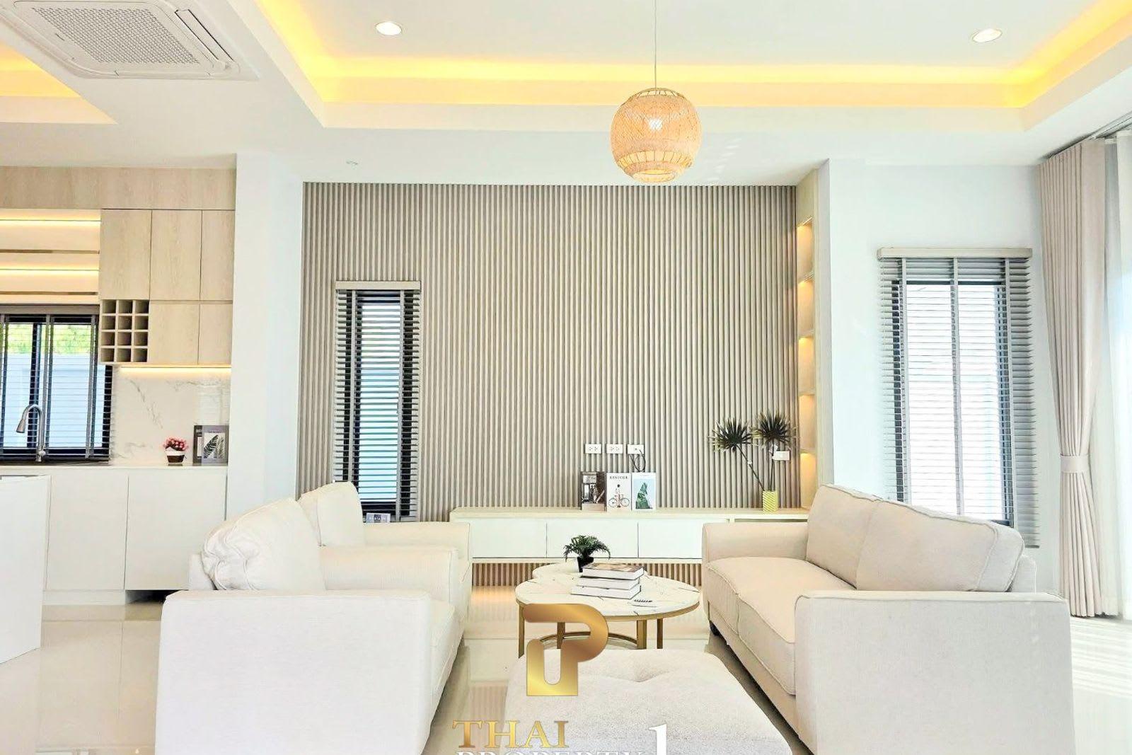 Villa for Sale in Pattaya Villa, Pattaya, Thailand 3