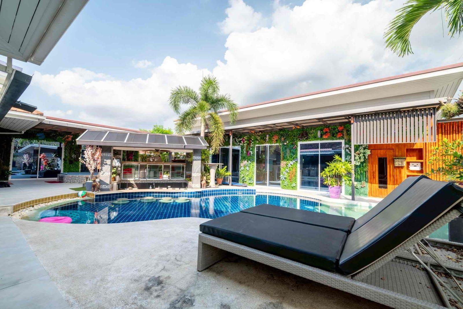 Villa for Sale in Pattaya Villa, Pattaya, Thailand 3