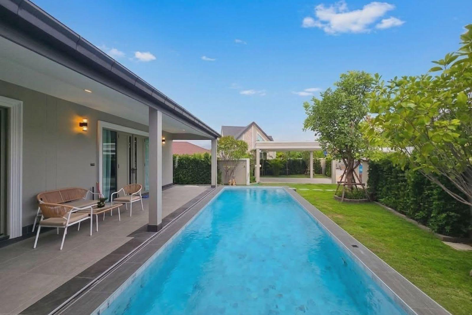 Villa for Sale in Pattaya Villa, Pattaya, Thailand 2