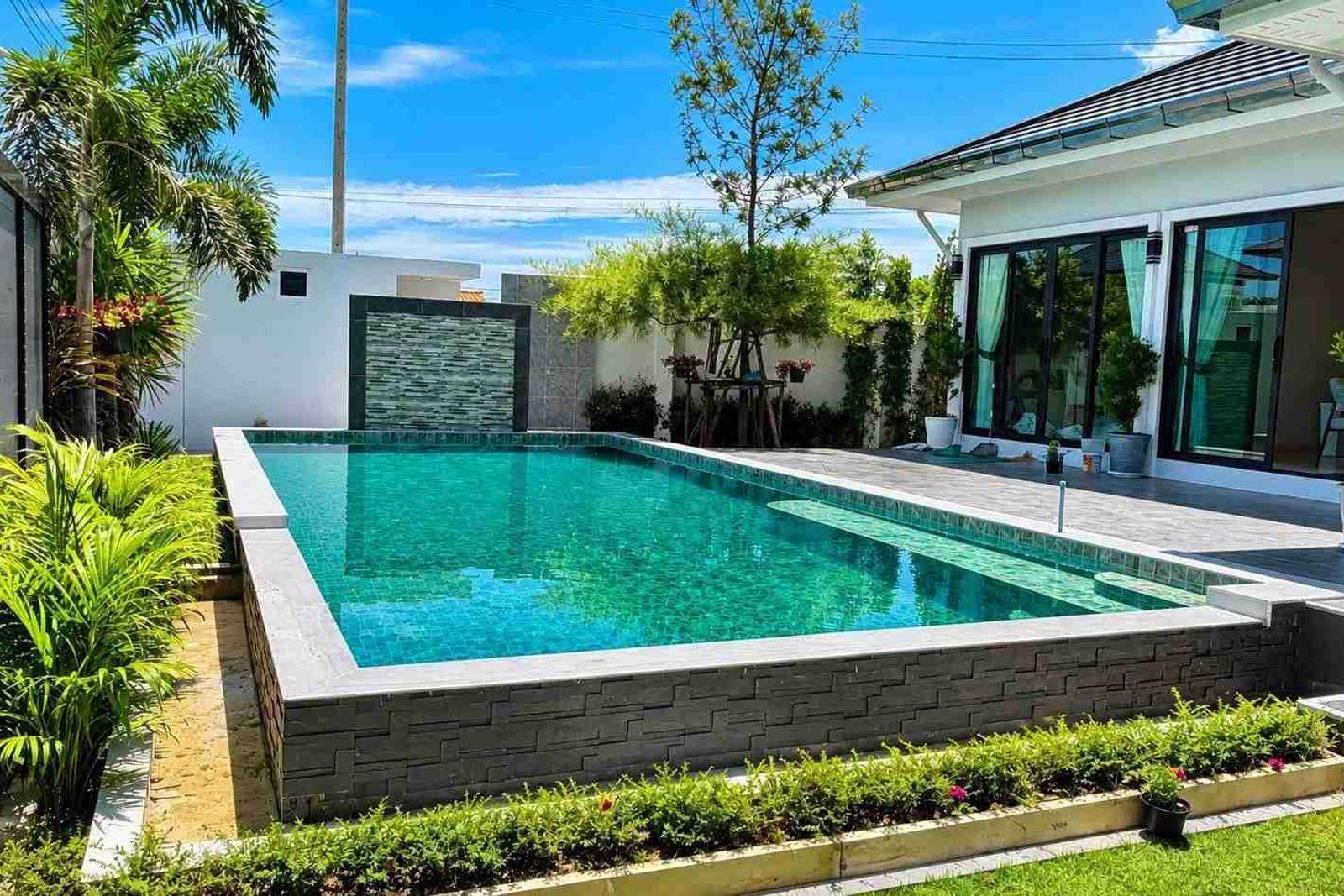 Villa for Sale in Pattaya Villa, Pattaya, Thailand 2