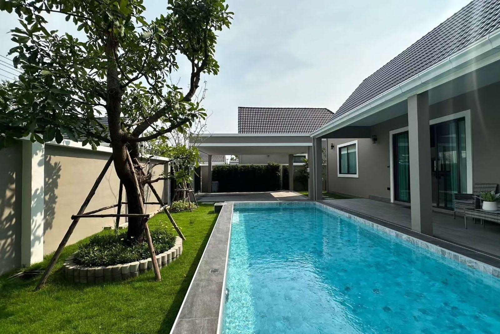 Villa for Sale in Pattaya Villa, Pattaya, Thailand