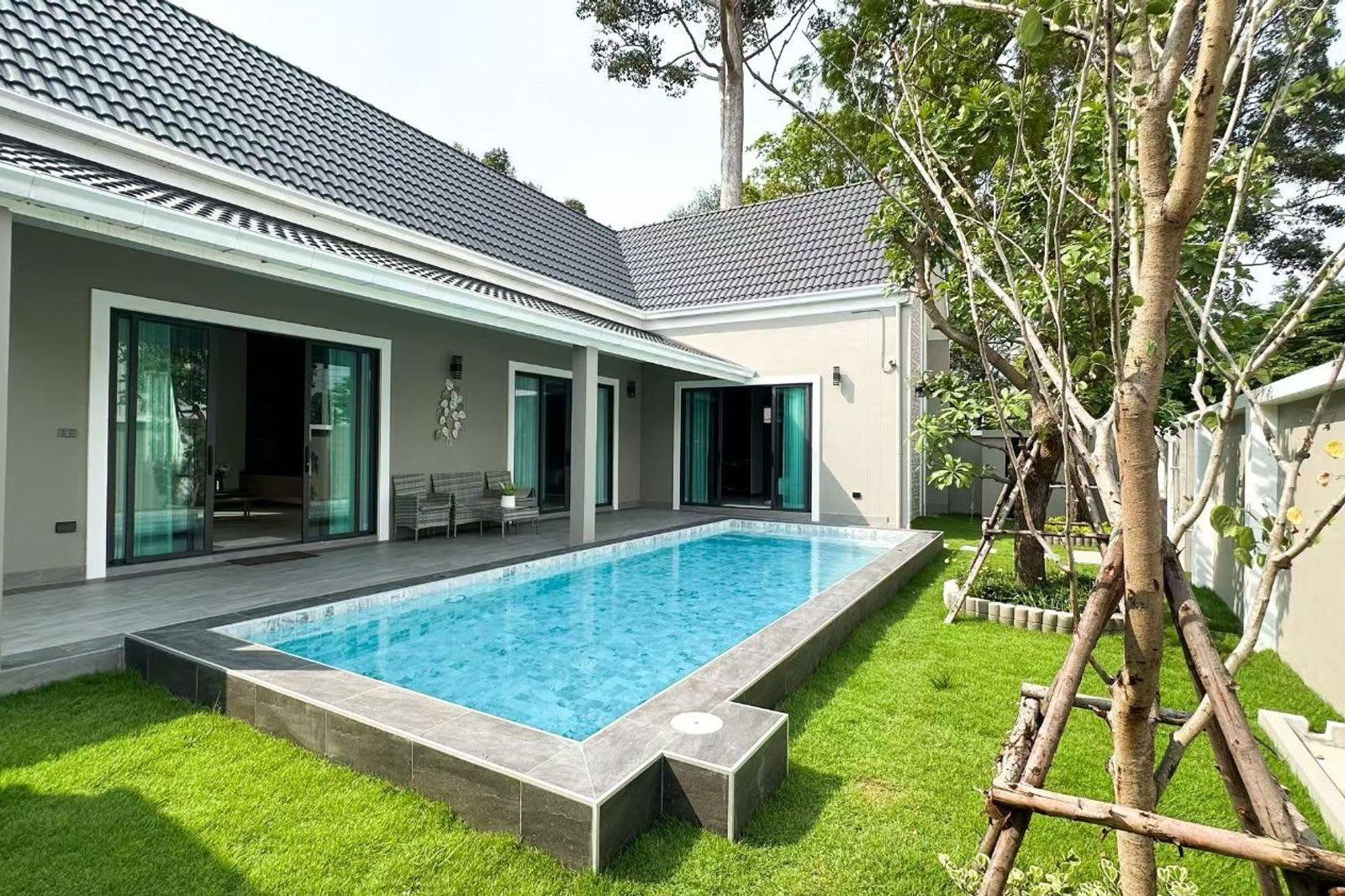 Villa for Sale in Pattaya Villa, Pattaya, Thailand 3