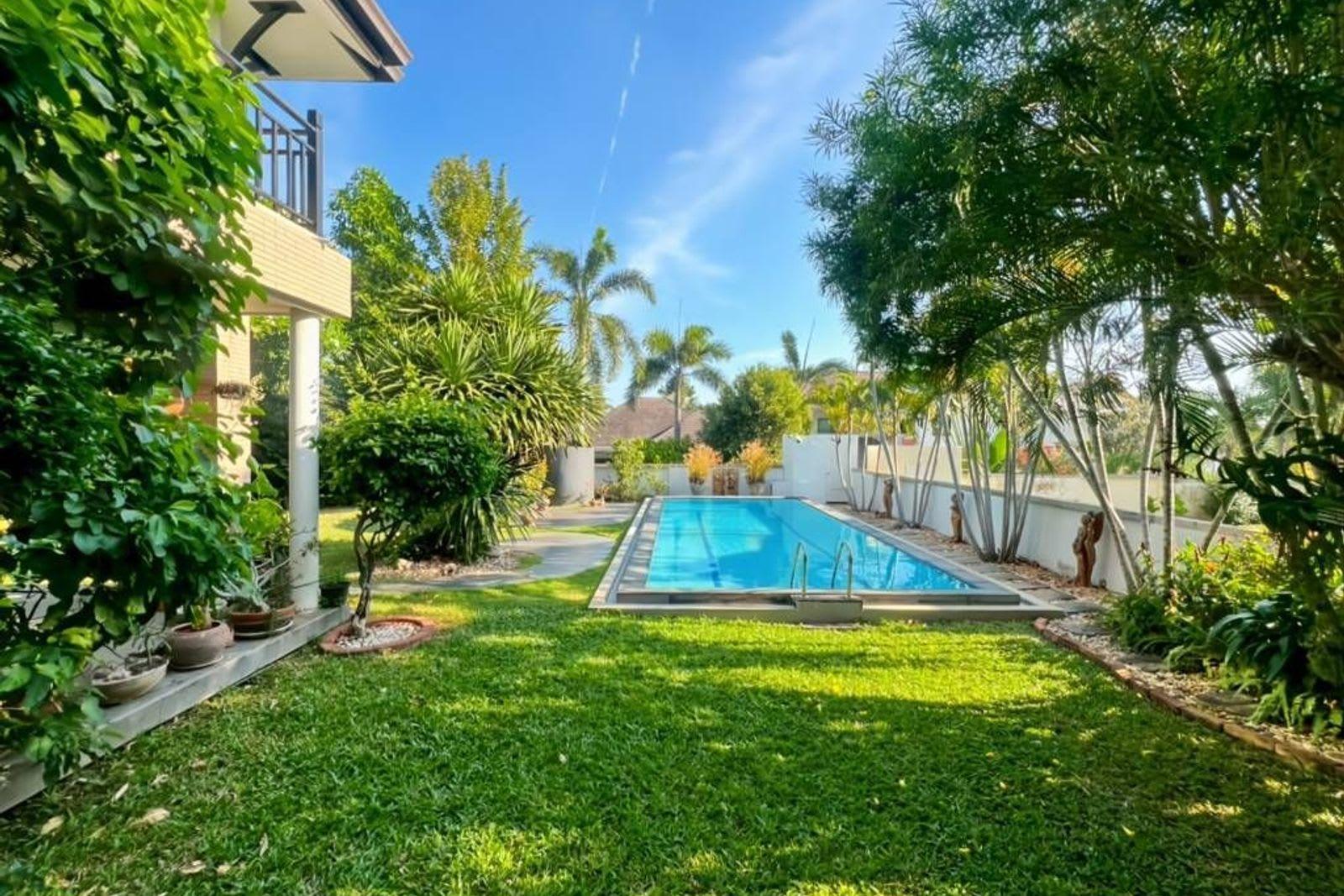 Villa for Sale in Hua Hin Villa, Hua Hin, Thailand 2