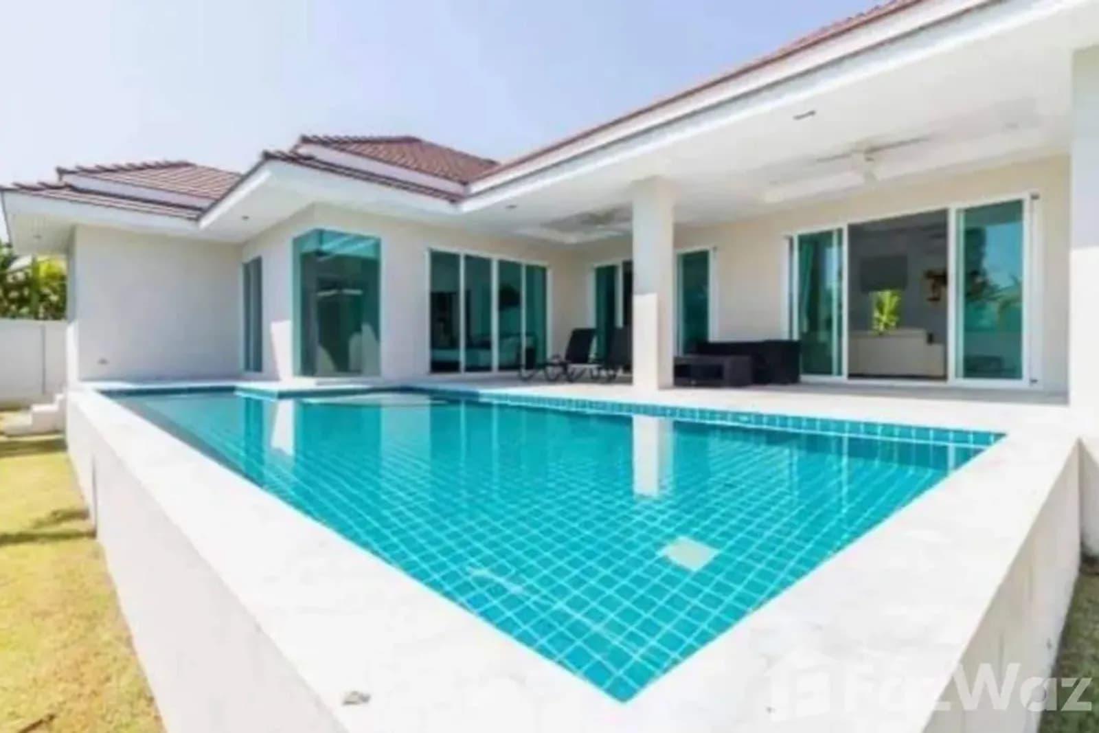 3-Bedroom Villa for Sale in Hua Hin Villa, Hua Hin, Thailand 5