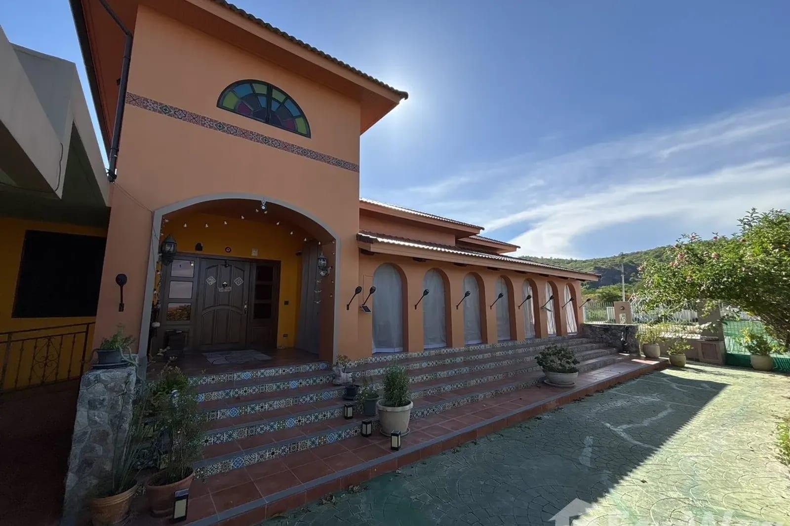 5-Bedroom Villa for Sale in Hua Hin Villa, Hua Hin, Thailand