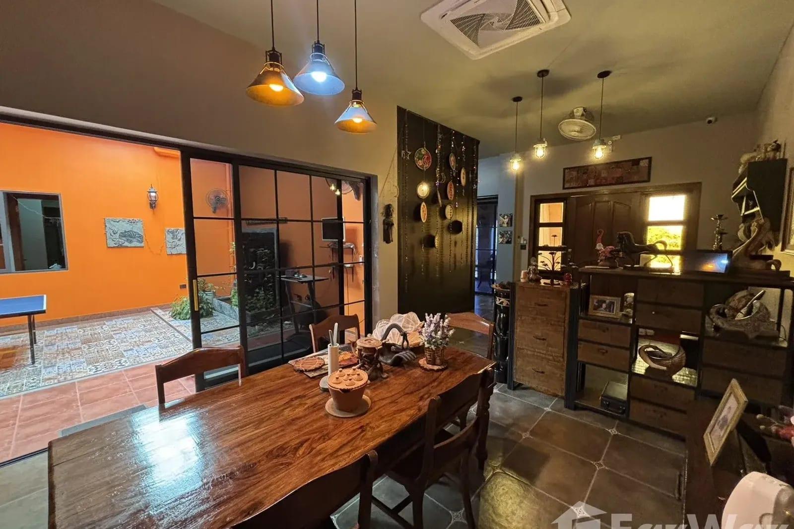 5-Bedroom Villa for Sale in Hua Hin Villa, Hua Hin, Thailand 3