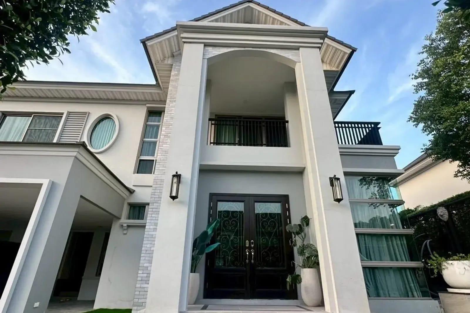 4-Bedroom Villa for Sale in Bangkok Villa, Bangkok, Thailand 4