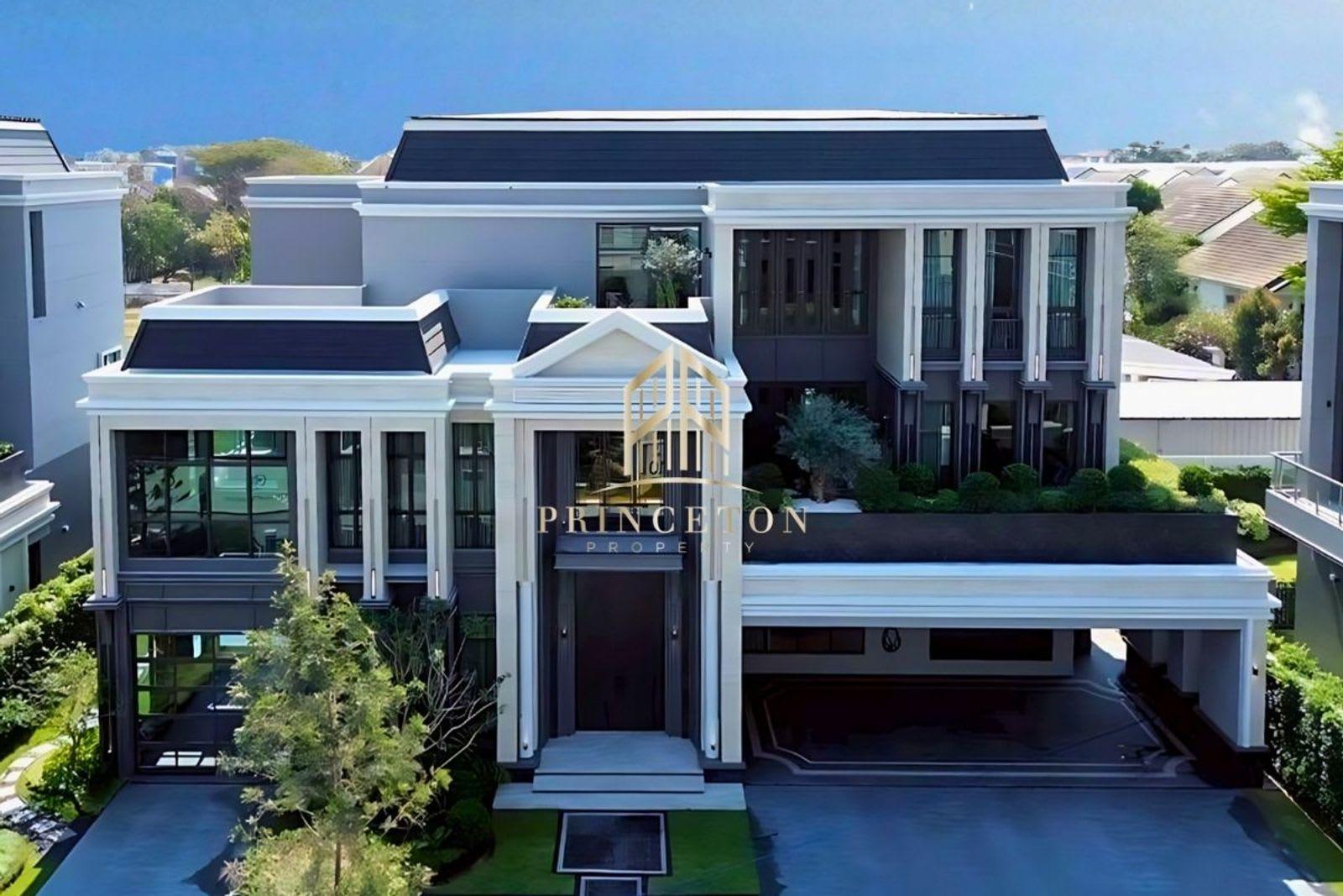 Villa for Sale in Bangkok Villa, Bangkok, Thailand 3