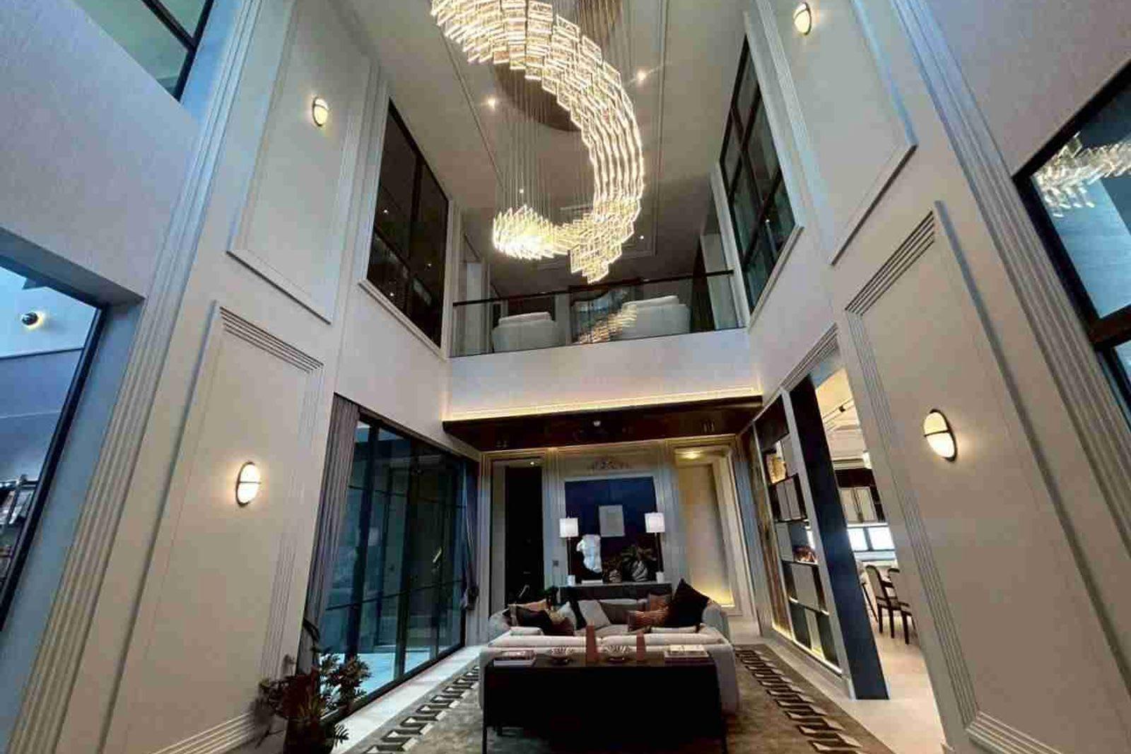 6-Bedroom Villa for Sale in Bangkok Villa, Bangkok, Thailand 2