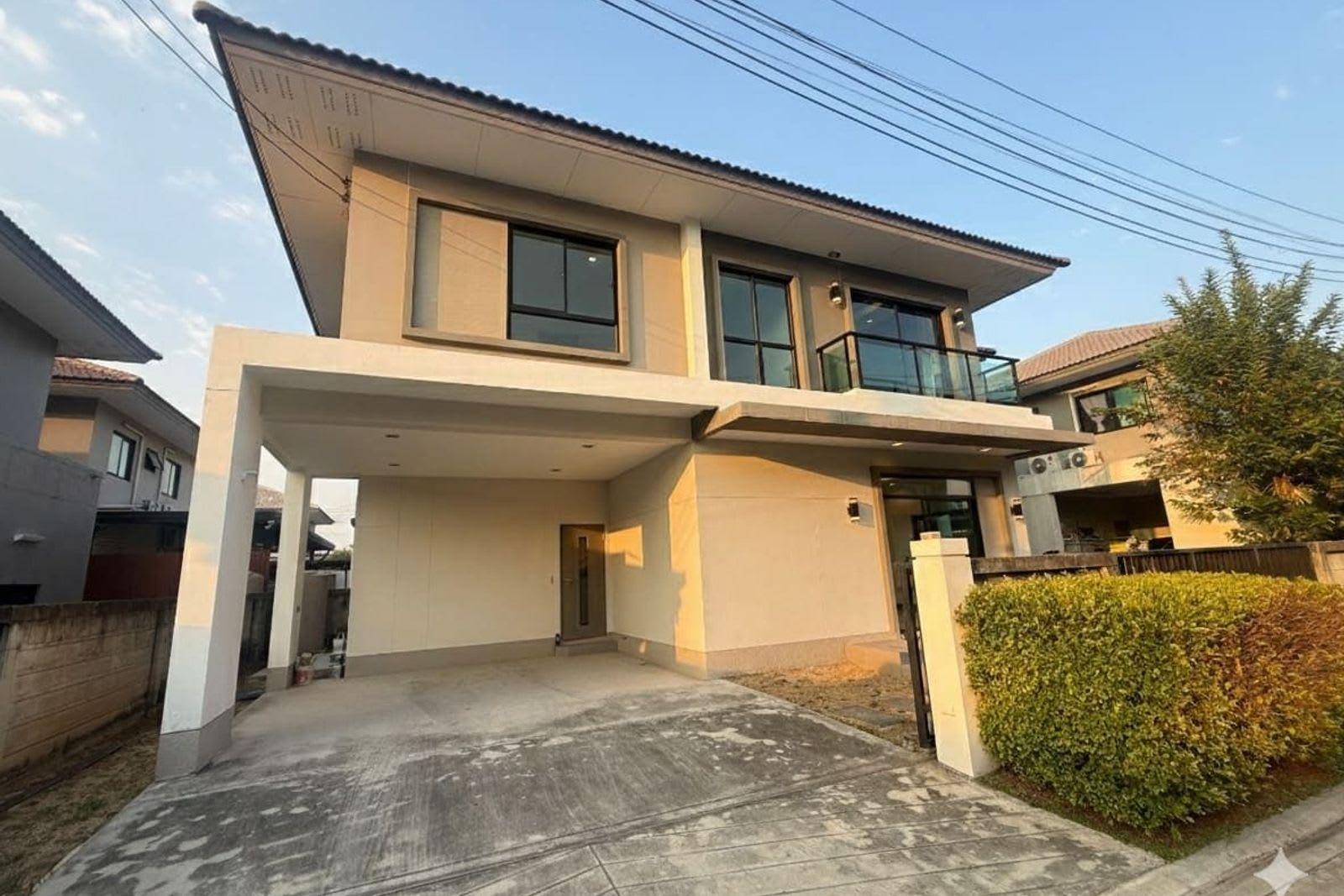3-Bedroom Villa for Sale in Bangkok Villa, Bangkok, Thailand 4