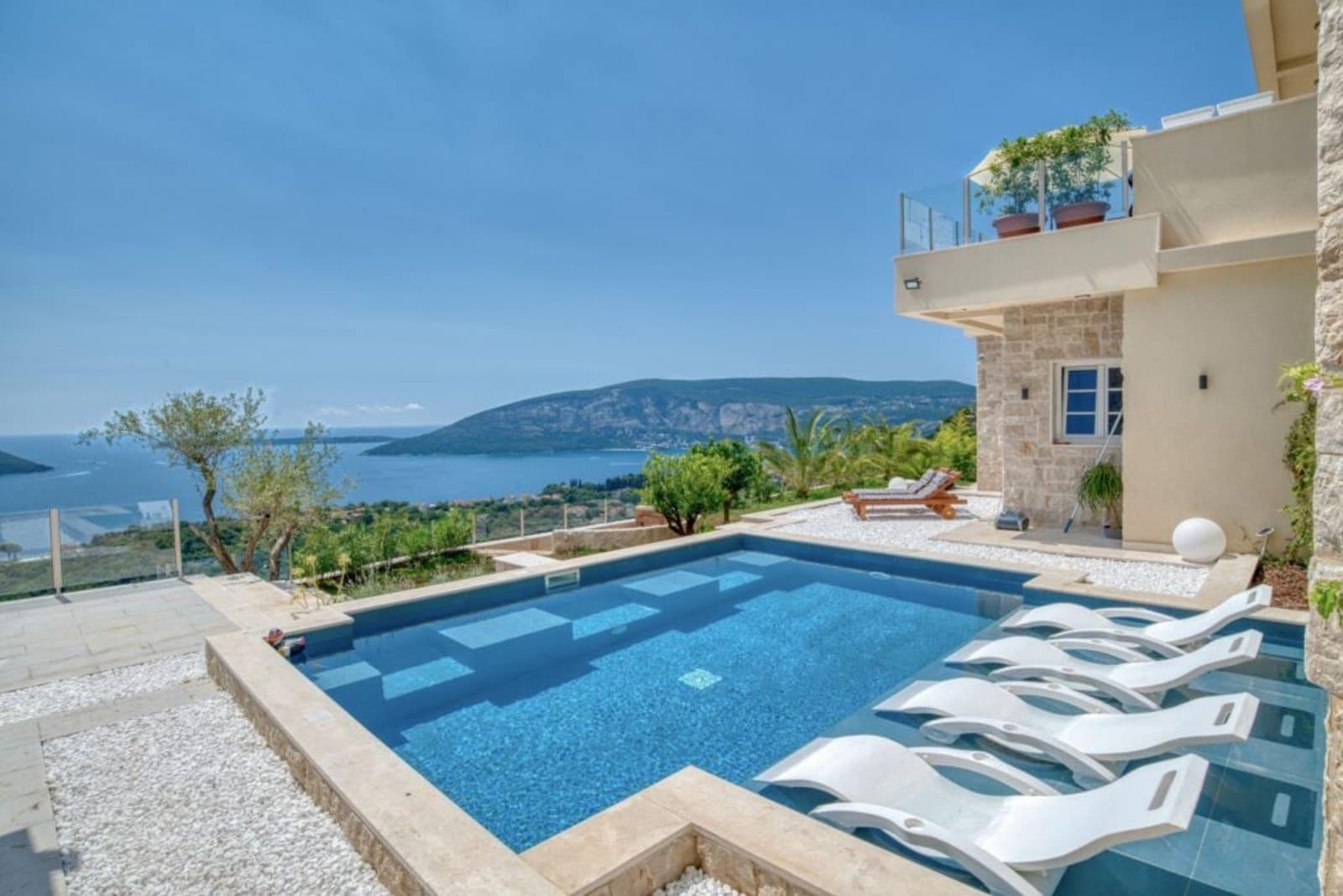 Villa zum Verkauf in Podi, Herceg Novi, Montenegro