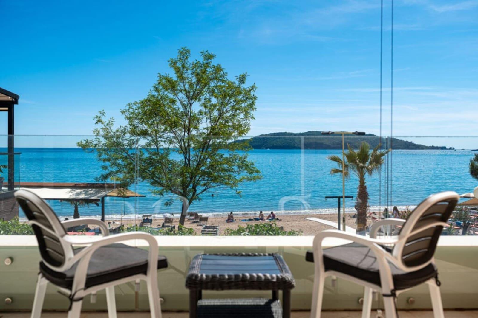 อพาร์ตเมนต์ขายใน Budva มอนเตเนโกร