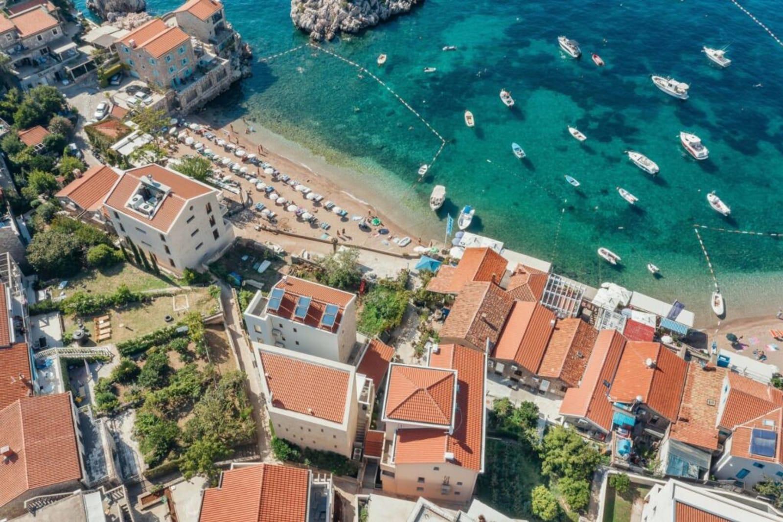 Przno, Karadağ'da Satılık Villa
