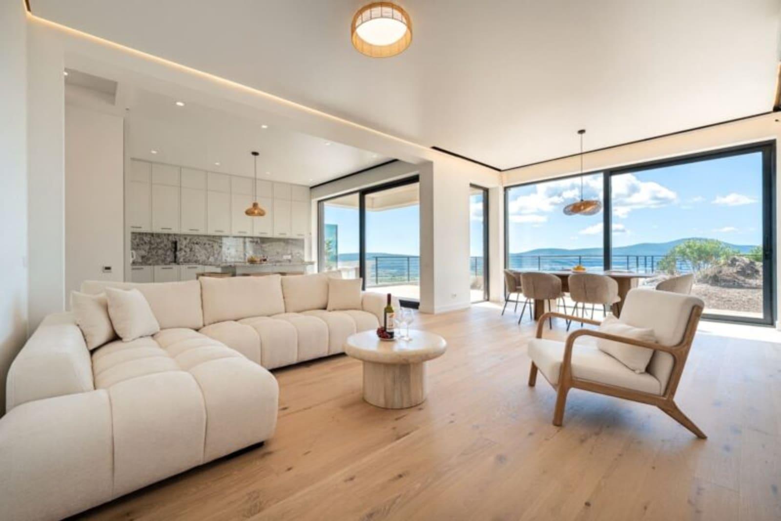 Villa for Sale in Kavač, Kotor, Montenegro 3