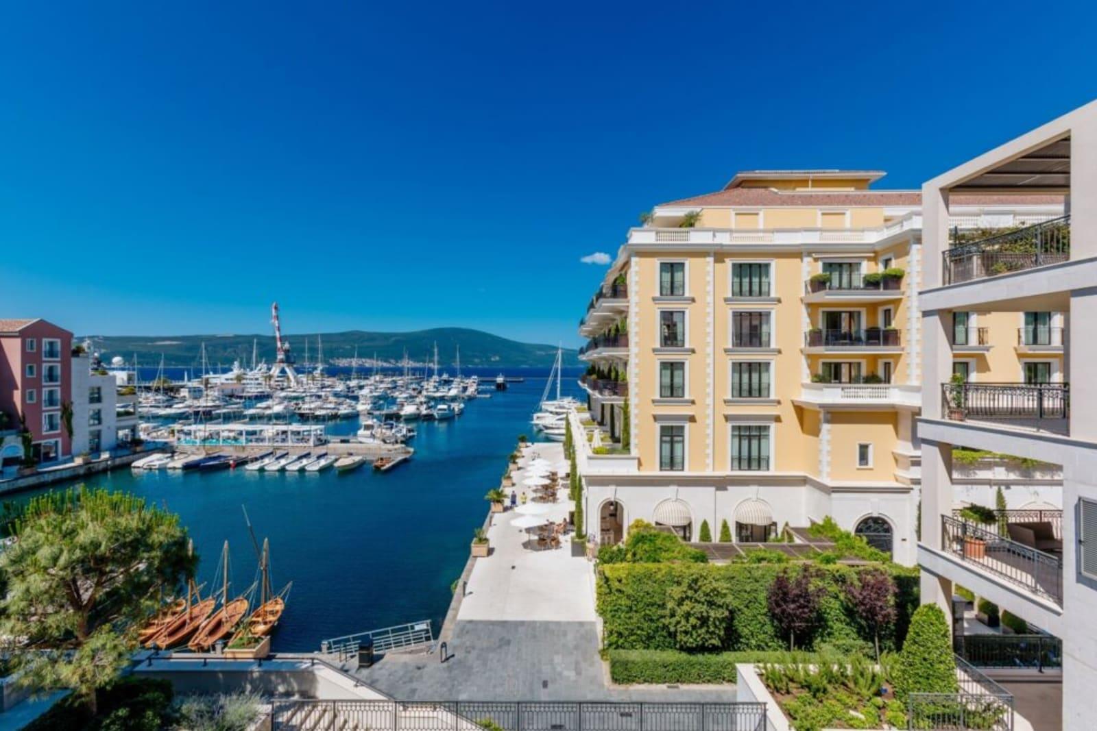 อพาร์ตเมนต์ขายใน Budva มอนเตเนโกร