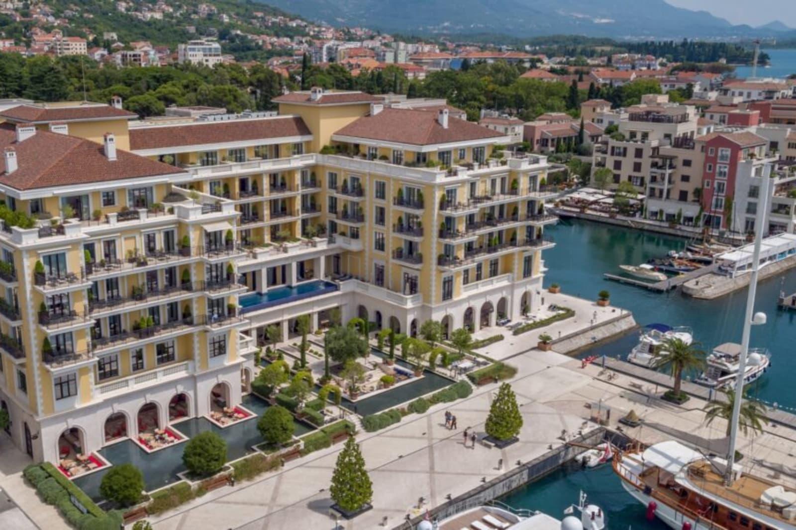 อพาร์ตเมนต์ขายใน Porto Montenegro, Tivat มอนเตเนโกร