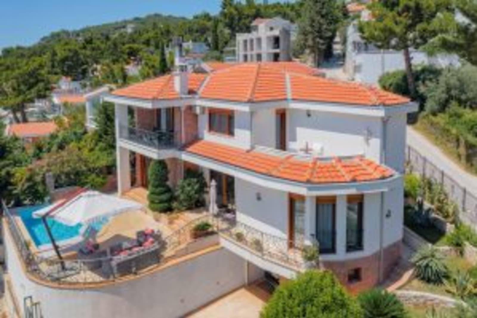 Villa for Sale in Bar, Montenegro 2