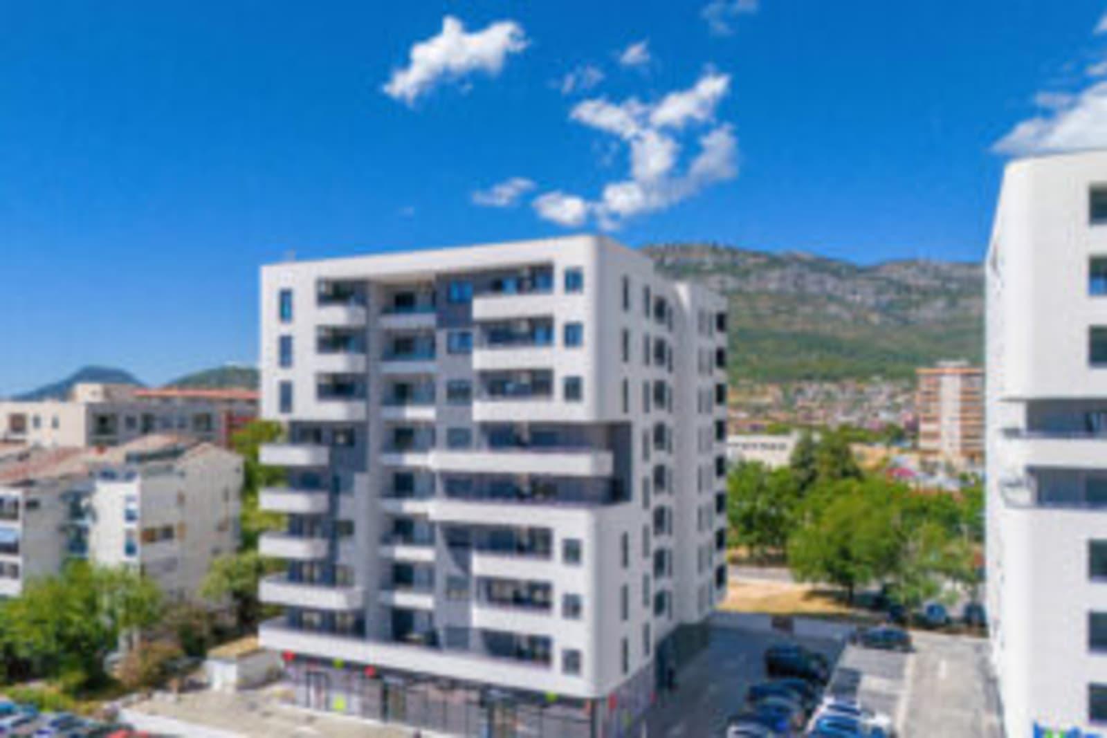 2-Bedroom Apartment for Sale in Makedonsko naselje, Bar, Montenegro 2