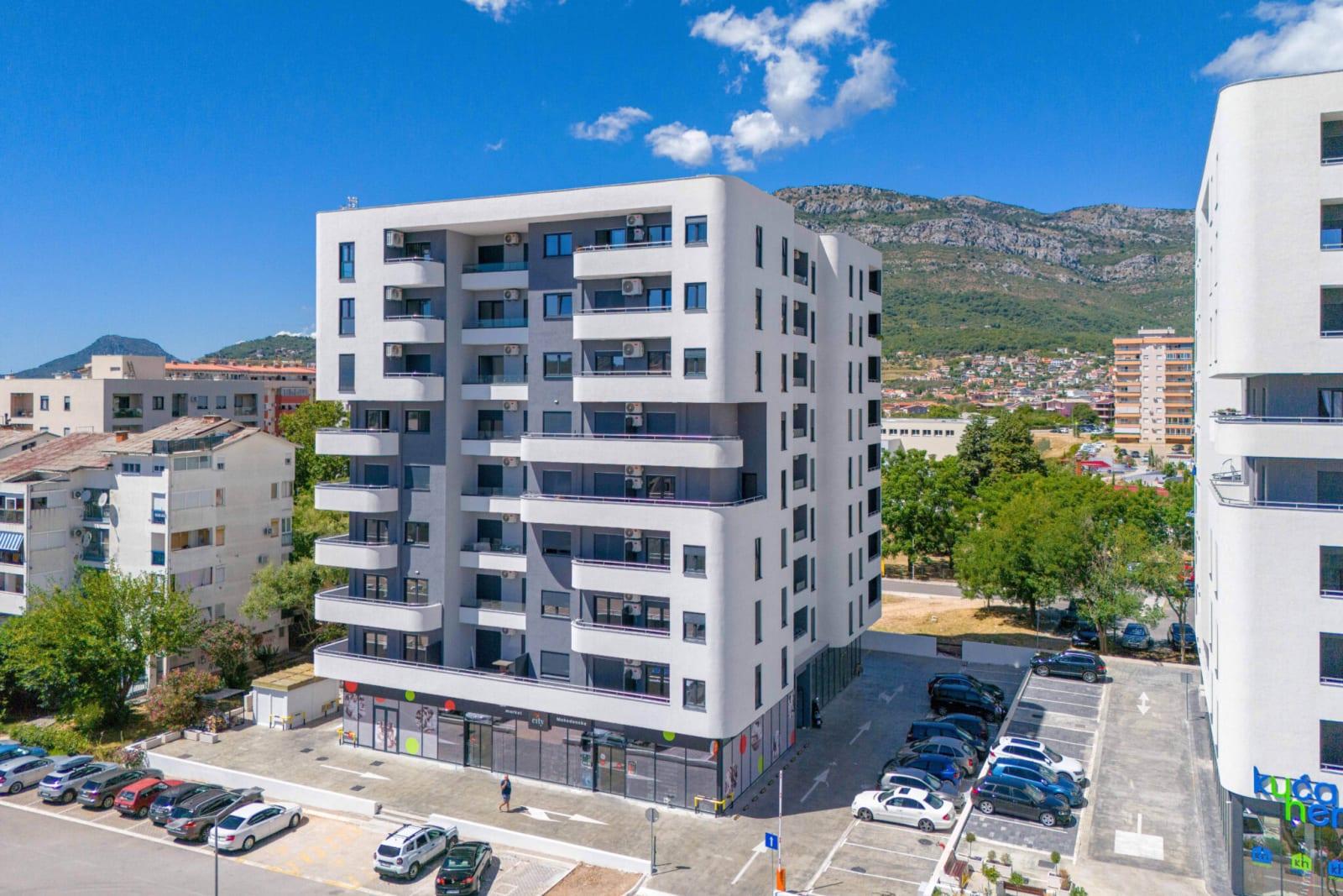 2-Bedroom Apartment for Sale in Makedonsko naselje, Bar, Montenegro 5