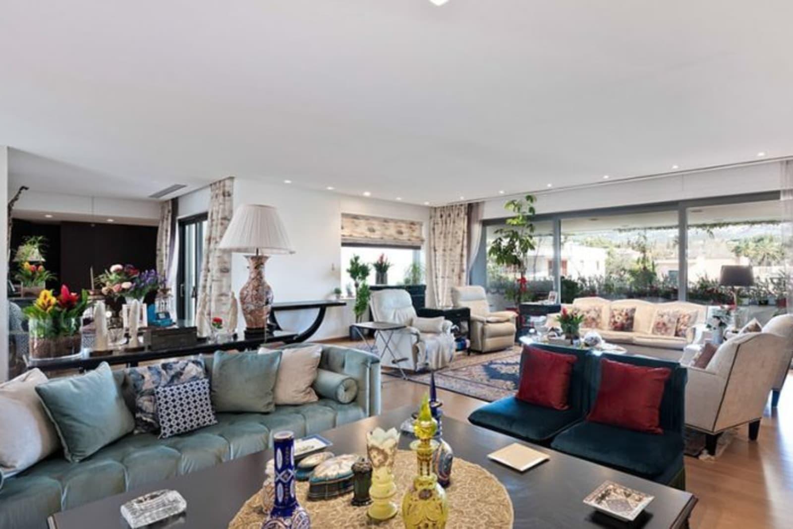 Golden-Visa-fähige Villa zum Verkauf in Athens, Griechenland 2