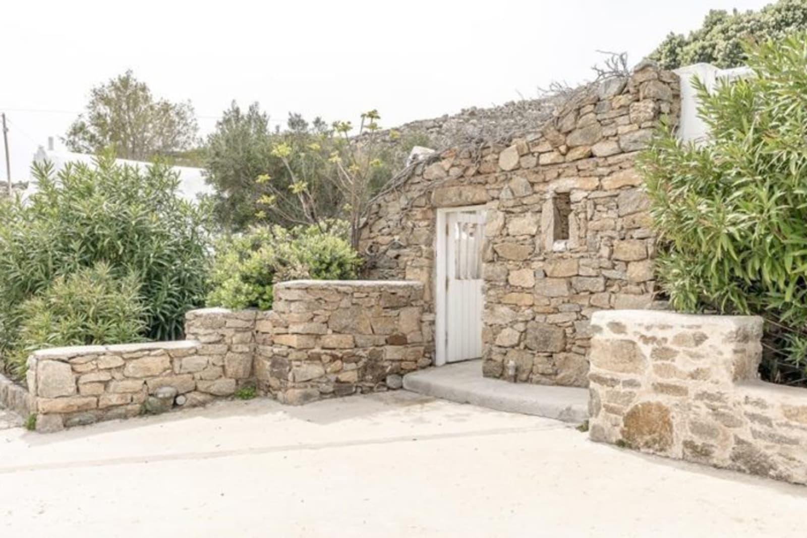 Golden Visa Eligible Villa for Sale in Agrari, Mykonos, Greece 5
