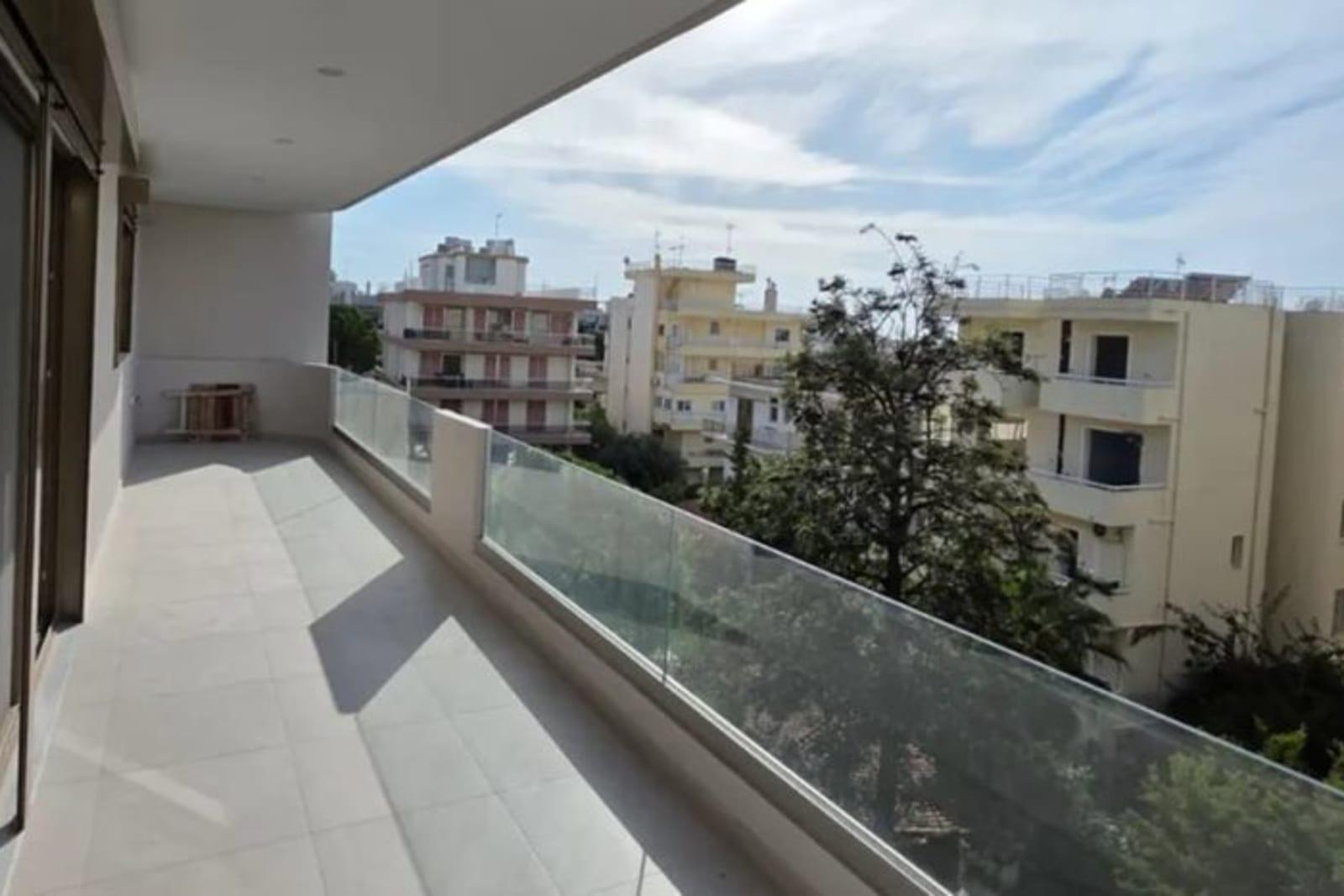 Golden-Visa-fähige Wohnung zum Verkauf in Voula, Piraeus, Griechenland 3