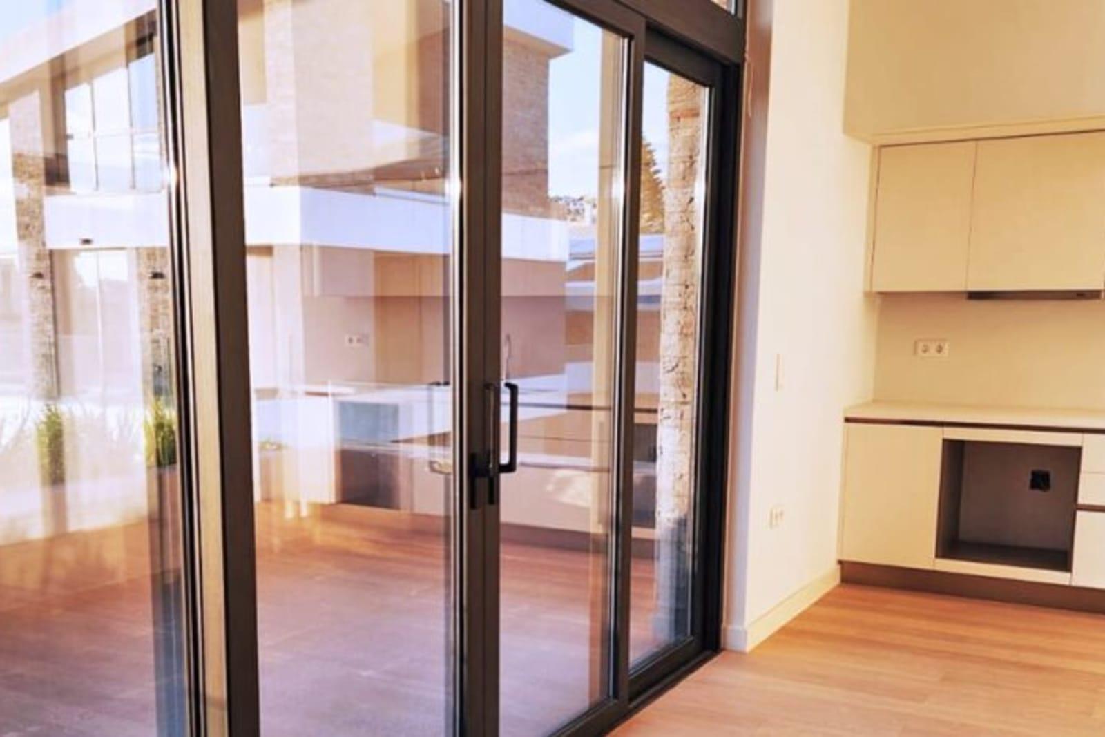 Golden-Visa-fähige Villa zum Verkauf in Voula, Piraeus, Griechenland 4