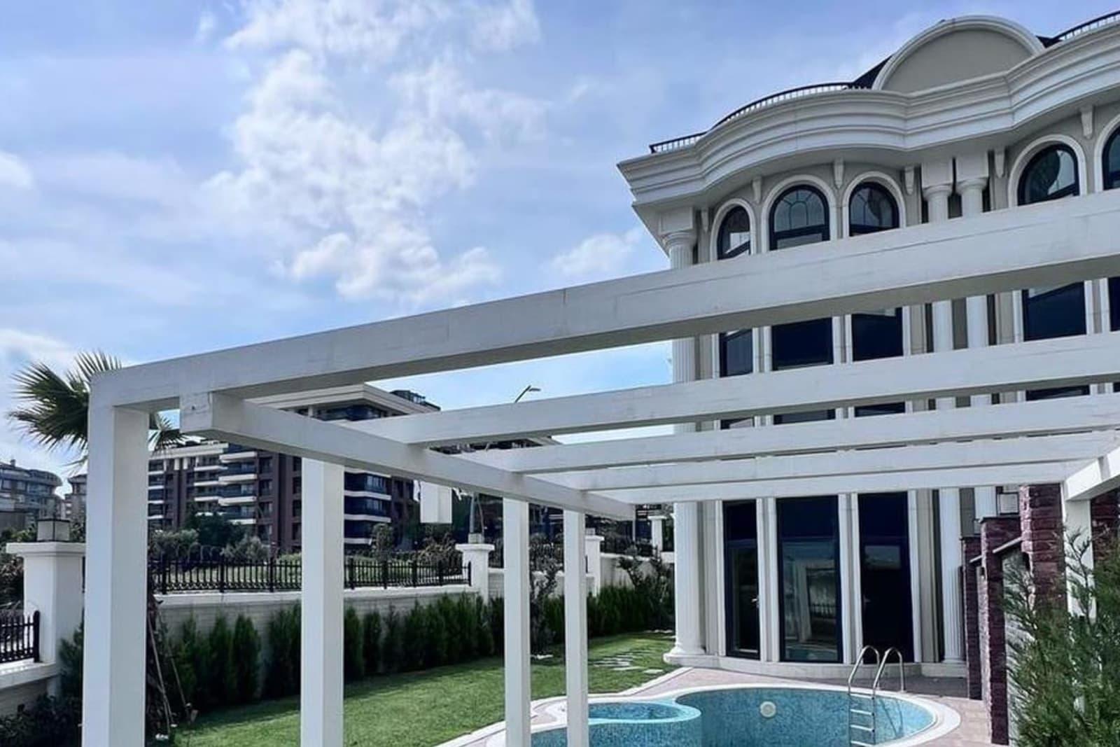 5-Zimmer Villa zum Verkauf in Buyukcekmece, Istanbul, Türkei 3